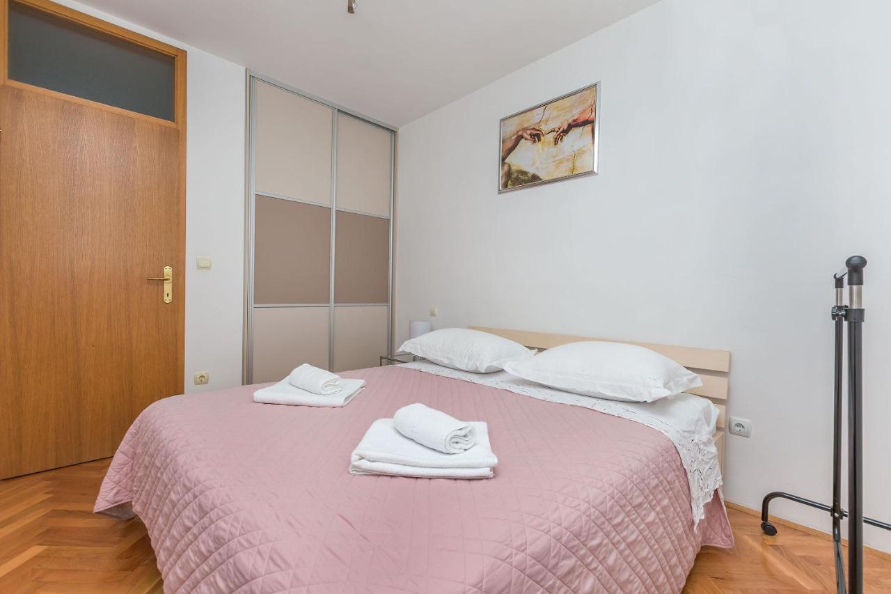Apartments Cetina 오미스 외부 사진