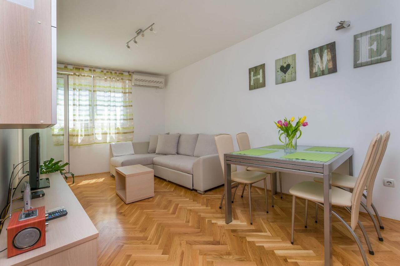 Apartments Cetina 오미스 외부 사진